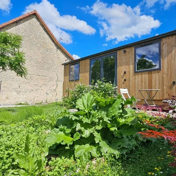 Maison de jardin vue montagne, hotel di Belley