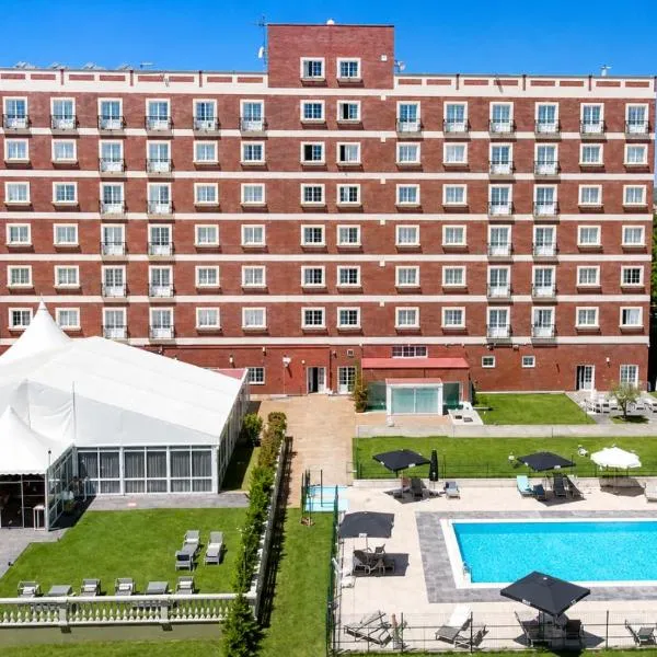 ARVA Santiago León, hotel v destinácii León
