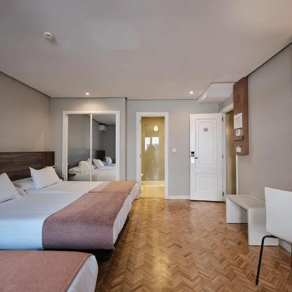 Hotel Mogay, hotel v destinácii Chantada