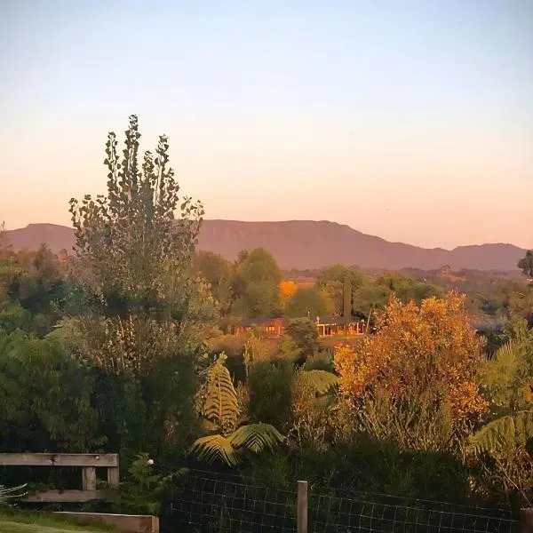 Minden Meadows Retreat, hotell i Te Puna