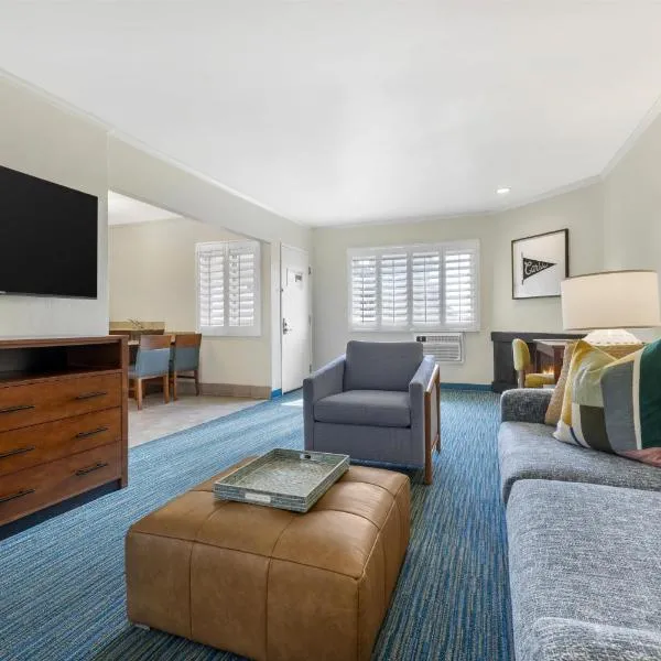 Best Western Plus Beach View Lodge Carlsbad、カールスバッドのホテル