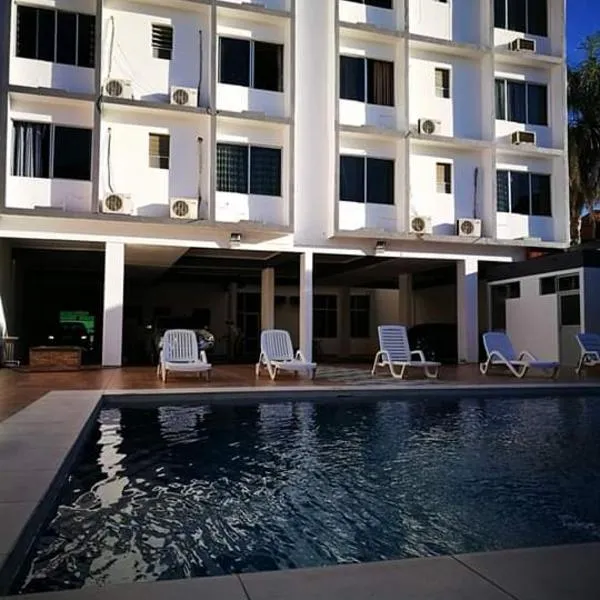 Ibiza Hostel Suites, hotel v destinaci Santa Cruz de la Sierra