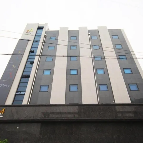 Iksan 4 Seasons Hotel – hotel w mieście Iksan