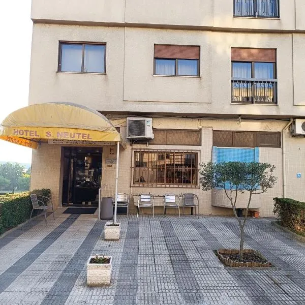 São Neutel, hotel in Chaves