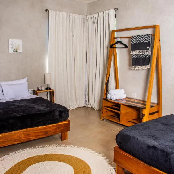 La Familia Casa and Suites, hotel en Isla Holbox
