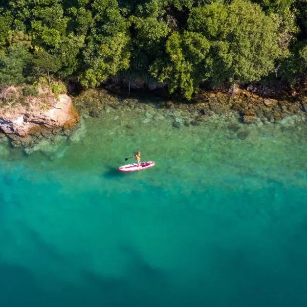 Bay of Many Coves, khách sạn ở Arthur's Bay