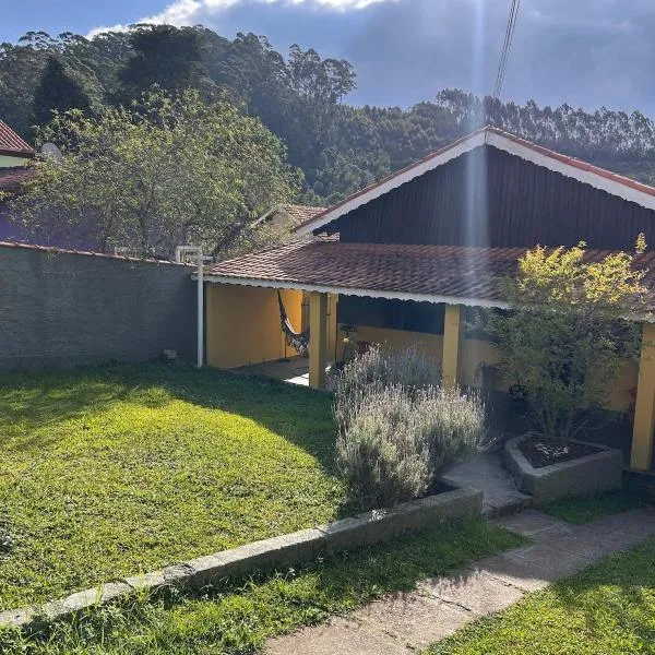 Refúgio Cantinho das Lavandas em Monte Verde, hotel i Monte Verde