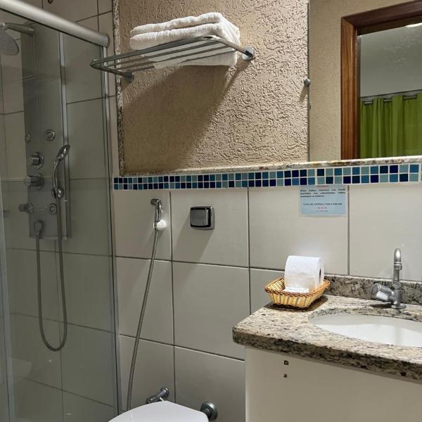 Golden Dolphin Grand Hotel- Apt 2quartos,frente piscina,com lençóis,fronhas,toalhas de rosto, piso e material básico de higiene inclusos - Até 7 hóspedes mais uma criança de até 5 anos - NÃO É PERMITIDO PET - Foto 3
