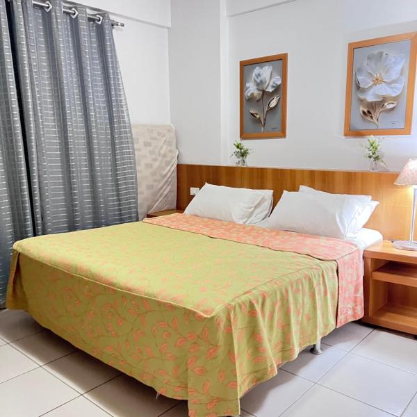 Golden Dolphin Grand Hotel- Apt 2quartos,frente piscina,com lençóis,fronhas,toalhas de rosto, piso e material básico de higiene inclusos - Até 7 hóspedes mais uma criança de até 5 anos - NÃO É PERMITIDO PET - Foto 2