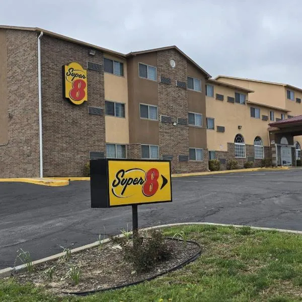Super 8 by Wyndham Kansas City, hotel u gradu 'Kansas City'