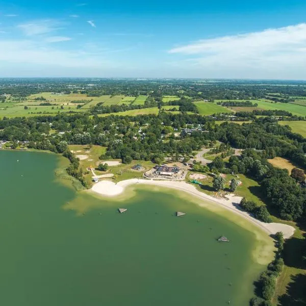 Vakantiepark 't Strandheem, hotel a Opende