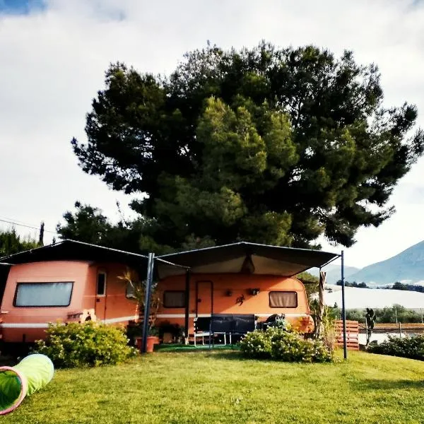 Caravana- Glamping Casa tortuga โรงแรมในลา นูเซีย