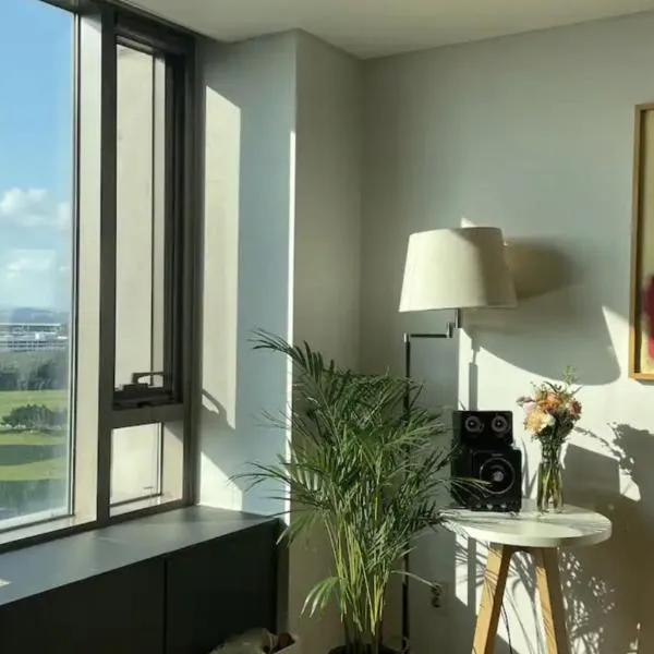 Incheon Airport T1 Residence near Paradise City, hotelli kohteessa Incheon