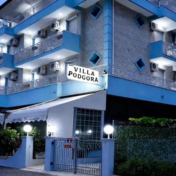 Hotel Podgora、リミニのホテル