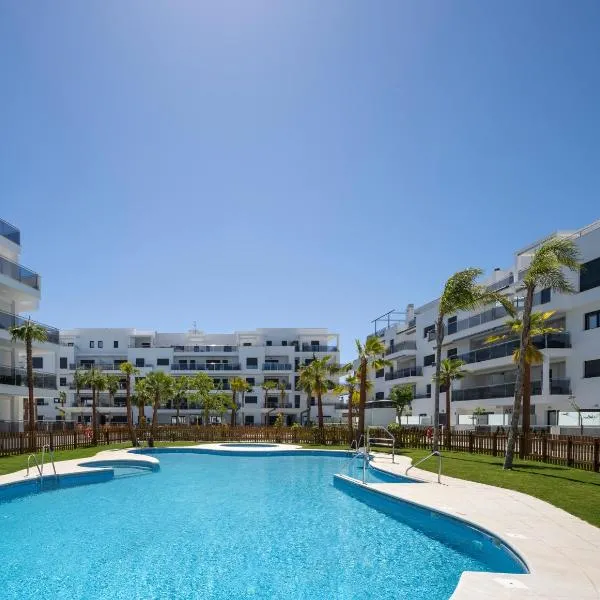 LM APARTAMENTOS AGUACATE Beach 6, hotel em Motril
