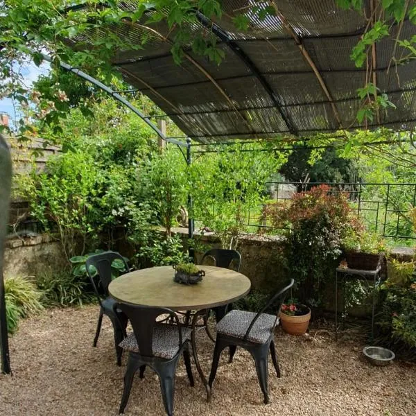 Appartement Saint Antoine 2, hotel sa Toulon-sur-Arroux