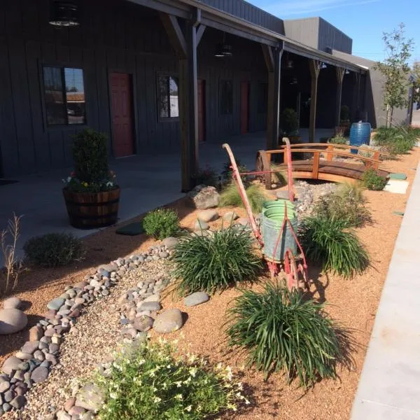 HH Creek Inn, Hotel in Seymour