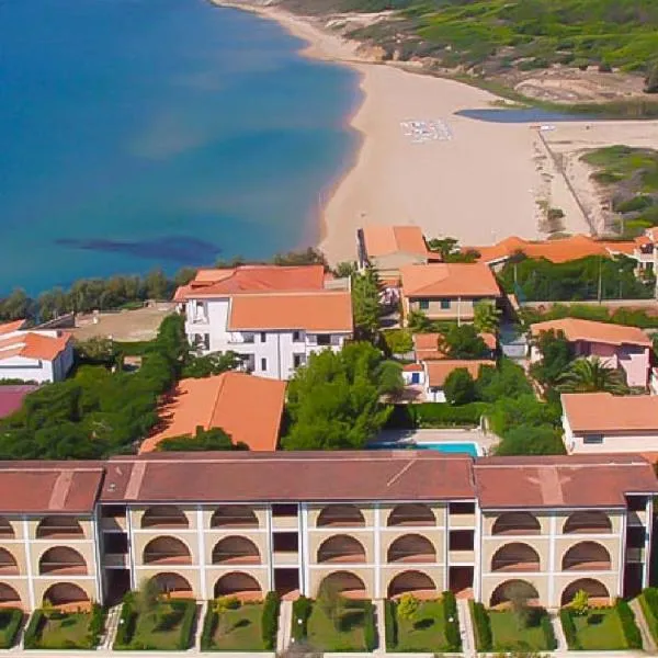 Cala Longa Poseidon Beach Resort, hotel v destinácii Casa dello Stumio
