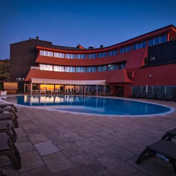 Hotel Carqueijais - Serra da Estrela, ξενοδοχείο σε Covilhã