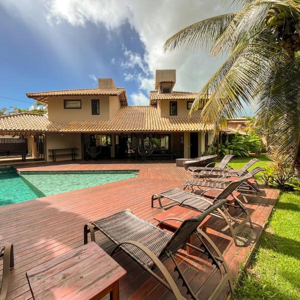 5min da Pitinga - Família reunida, 5 suítes com ar, piscina privativa, jardim e mesa de bilhar