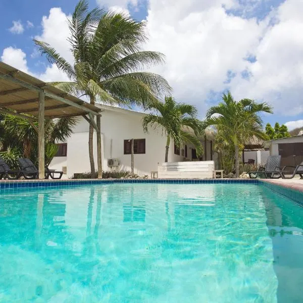 Bantopa Apartments, hotel v destinaci Willemstad