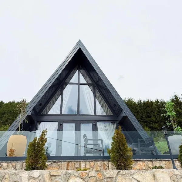Casa Mia Resort, готель у місті Купрес