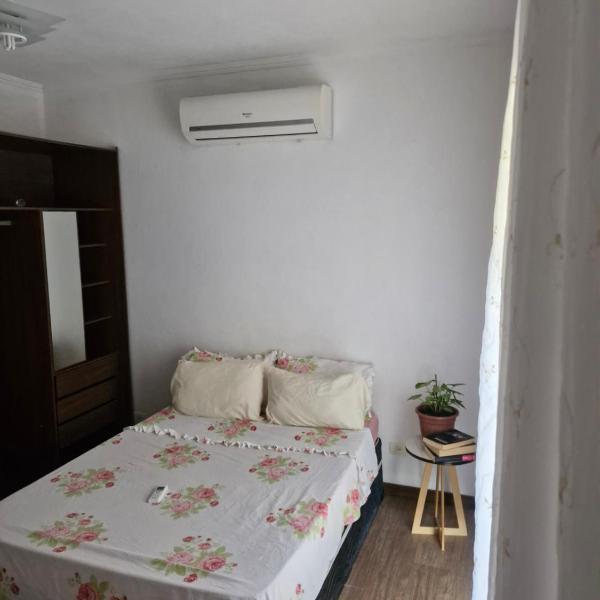 Casa em ótima localização ao lado do Bosque Maia e próximo ao Aeroporto internacional de Guarulhos