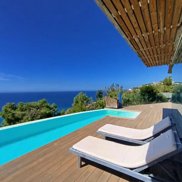 Villa Luxury Paradise: Salobreña'da bir otel