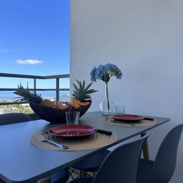 Appartement avec vue mer panoramique - Au Gré Du Soleil, hotel sa Le Tampon