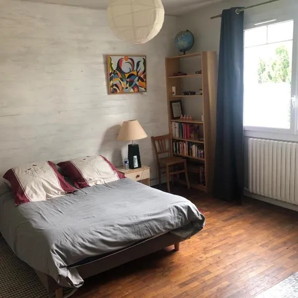 Les Lauriers Roses B&B, hotel din Bergerac