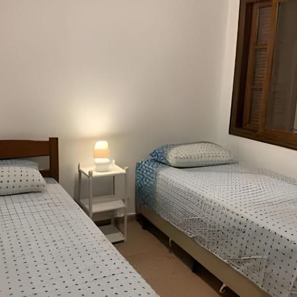 Casa| Praia privativa a 50 metros| Churrasqueira