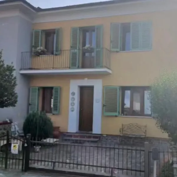 Angela's House, hotel in Barga