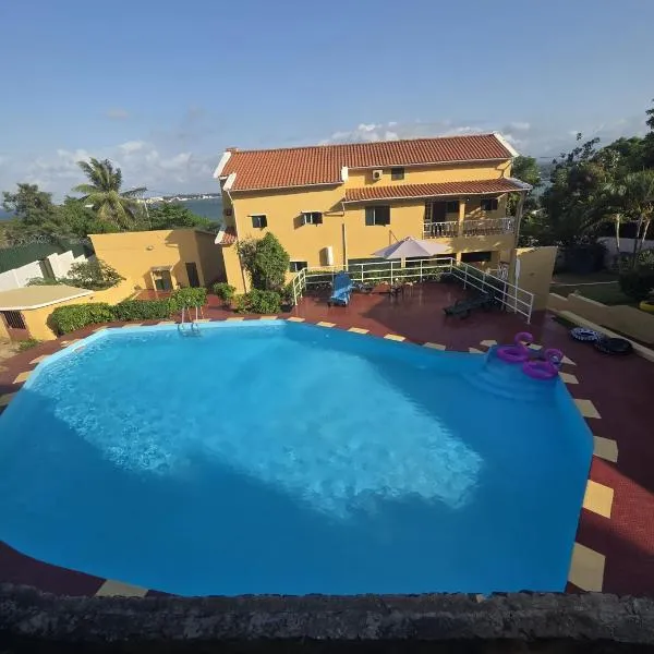 Casa Amarela, готель у місті Сан-Томе