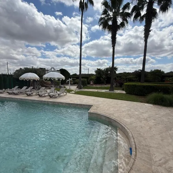 Villa La Piedra, hotel v destinaci Badajoz