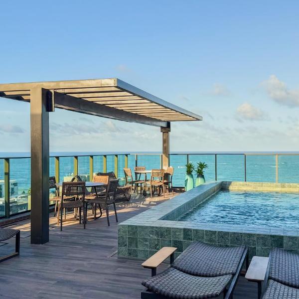 Apartamento com 2 suítes e vista mar na Jatiúca