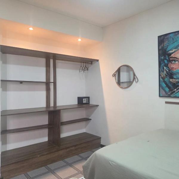 RIO PRAIA LOFT COPACABANA COBERTURA COM VARANDA PROXIMO PRAIA DE COPACABANA COM 2 CAMAS COPACABANA ARPOADOR com camas de casal e solteiro ,quarto reversivel , POSTO 6 garagem a parte diaria 50 reais - Foto 2