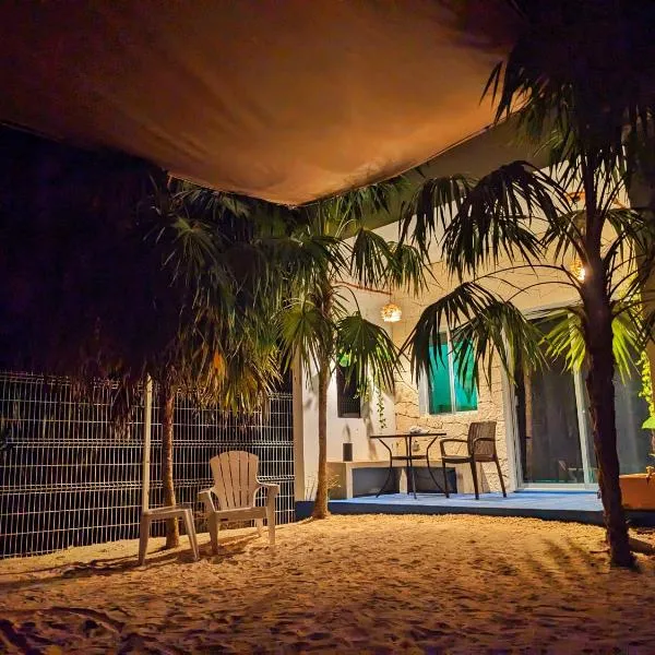 Casa Foto Estudios, hotel din El Cuyo