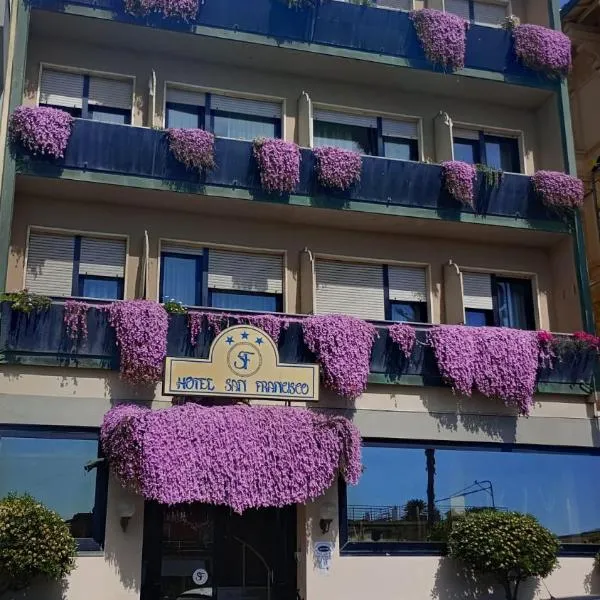 Hotel San Francisco, hotel in Viareggio