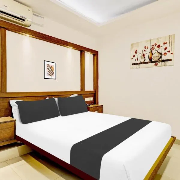 Hotel O Kazhakoottam Near AL SAJ Convention Centre, hôtel à Trivandrum