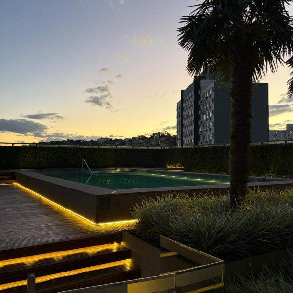 Loft with pool and garage, next to Bourbon