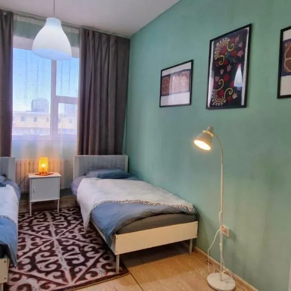 Nomad Airport B&B, Gobi Tours – hotel w mieście Dzuunmod