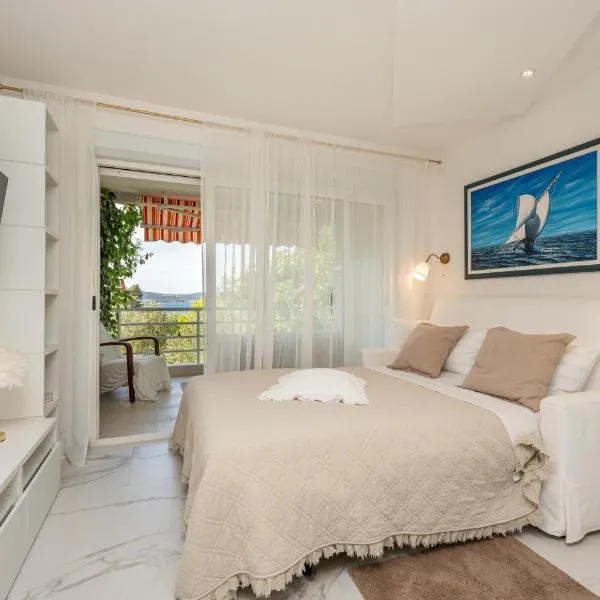 Studio apartman Maris, hotel en Sveti Filip i Jakov
