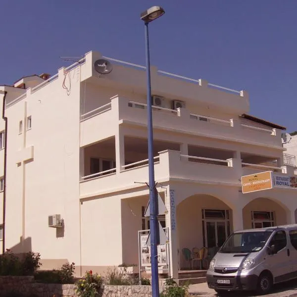 Royal Apartments, hotel v destinaci Neum