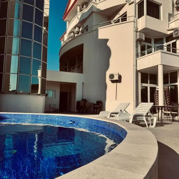 Hotel Dabi Imperial, hotel em Donji Stoj