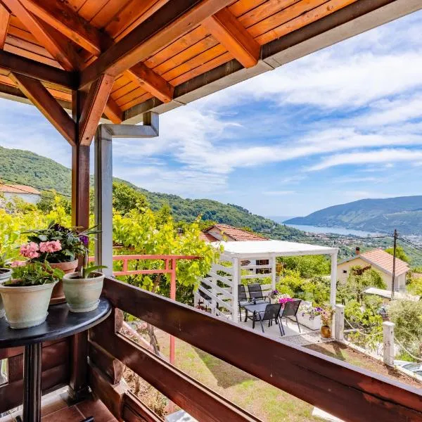 Viesnīca Seaview Chalet pilsētā Hercega Novi