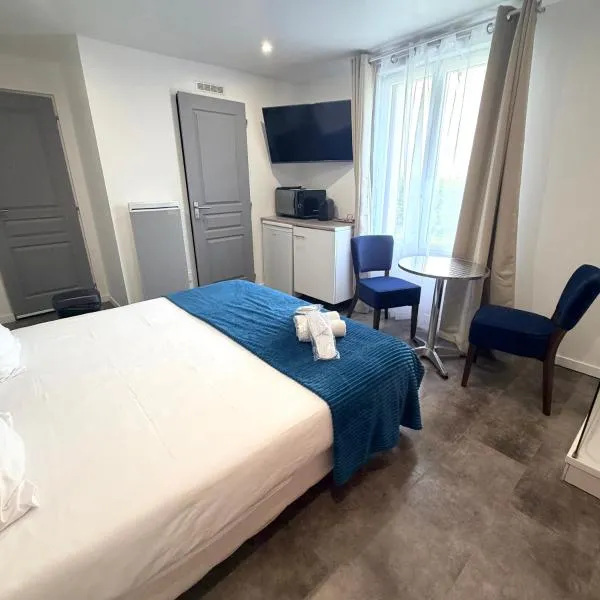 Isques में, होटल Aux Charmes-Suites cosy et independantes equipees d un frigo, micro ondes et nespresso
