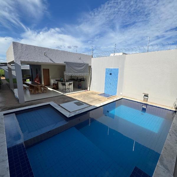 Deck Completo com piscina e 01 quarto