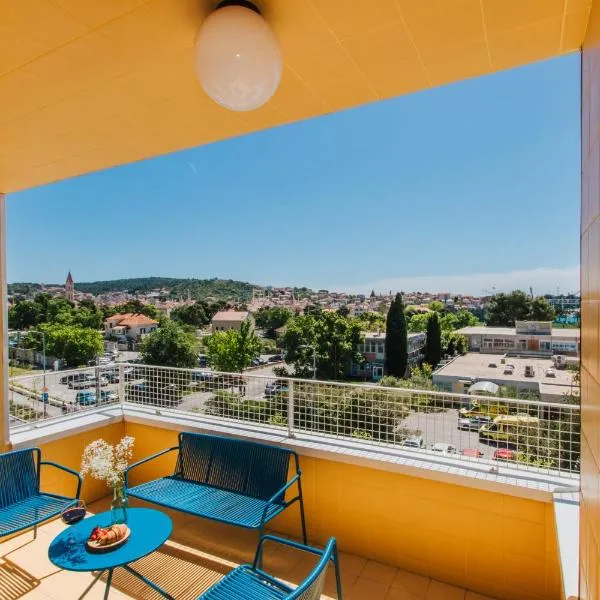 áPero Suites, hotel in Trogir