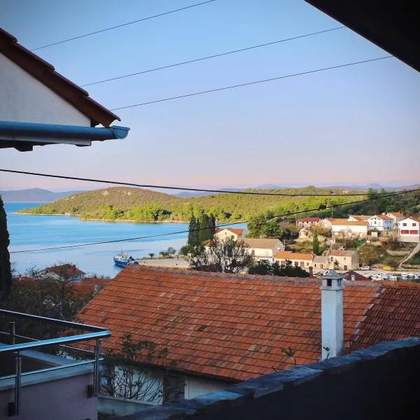 Apartment VistaMare Croatia, hotel in Luka