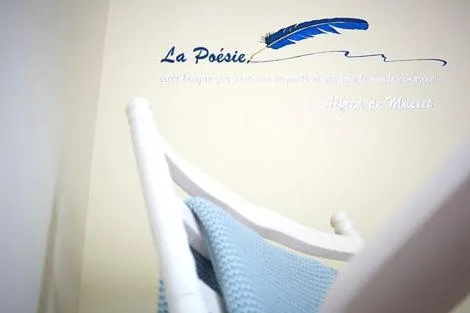 Le Mas des Poètes, viešbutis mieste Chantemerle-lès-Grignan